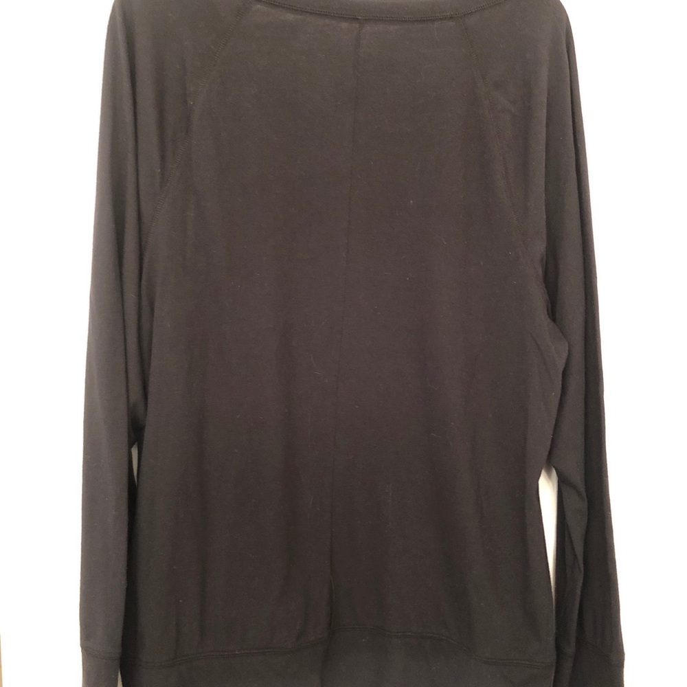 Snow worries long sleeve Lane Bryant 18/20 size . - Picture 3 of 5